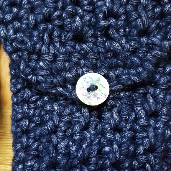 Hand crocheted over the shoulder/crossbody side bag - Picture 6 of 6